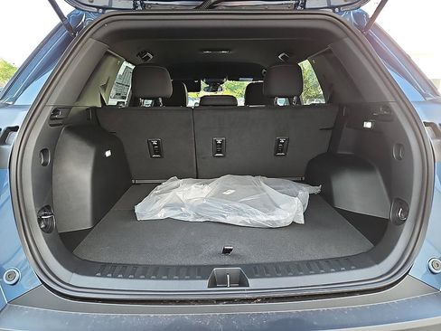 New 2026 Chevrolet Equinox LT FWD image 11