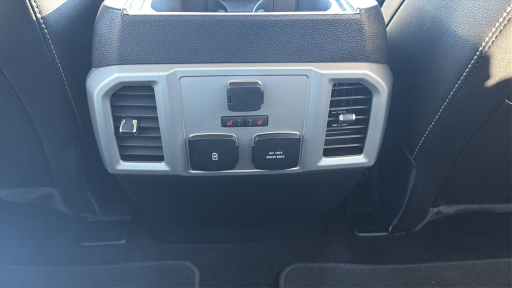 Used 2019 Ford F150 Lariat w/ Equipment Group 502A Luxury AWD/4WD image 25