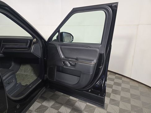 Used 2022 Rivian R1T Launch Edition image 18