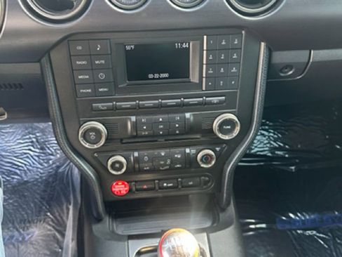 Used 2017 Ford Mustang Shelby GT350 image 16