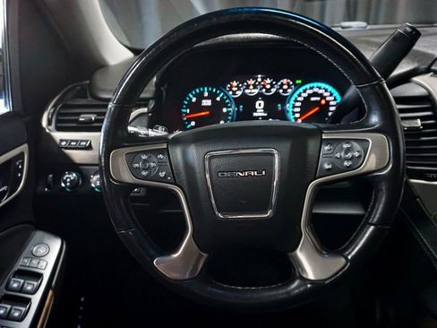Used 2018 GMC Yukon XL Denali w/ Open Road Package image 27