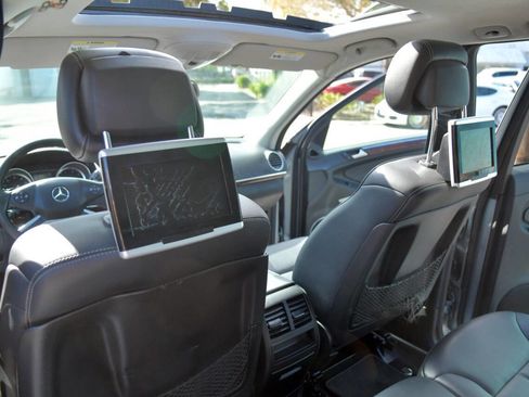 Used 2011 Mercedes-Benz GL 450 4MATIC image 20