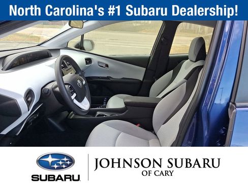 Used 2018 Toyota Prius Two image 12