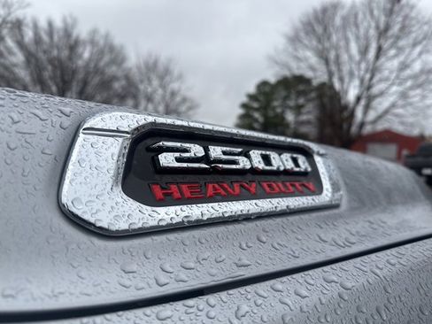 Used 2024 RAM 2500 Tradesman w/ Chrome Appearance Group image 28