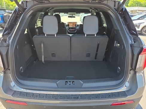 New 2026 Ford Explorer ST-Line AWD/4WD image 10