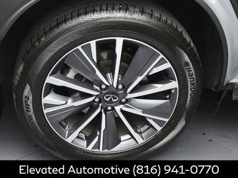 Certified 2026 INFINITI QX60 Luxe w/ Cargo Package AWD/4WD image 5
