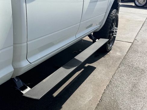 Used 2018 RAM 3500 Laramie image 15