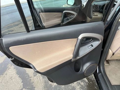 Used 2007 Toyota RAV4 4WD image 23