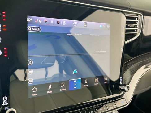 Used 2022 Jeep Wagoneer Series III w/ Flexible Seating Group image 13