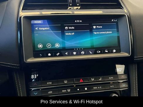 Used 2020 Jaguar F-PACE S image 9