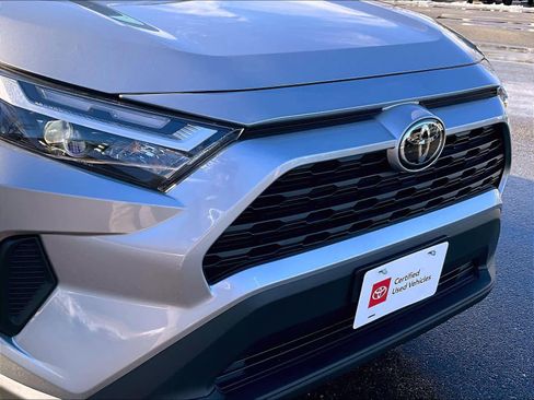 Used 2025 Toyota RAV4 XLE image 32