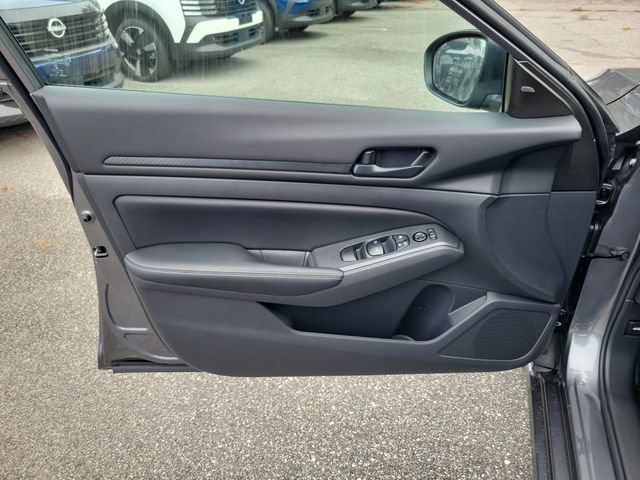 New 2026 Nissan Altima 2.5 SV AWD/4WD image 12
