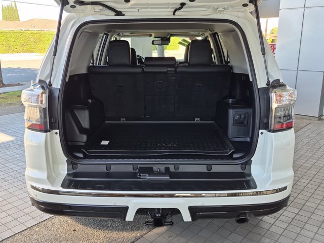Used 2020 Toyota 4Runner Nightshade AWD/4WD image 10