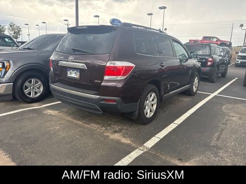 Used 2012 Toyota Highlander SE w/ Tow Pkg AWD/4WD image 6