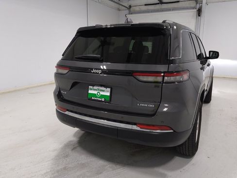 Used 2022 Jeep Grand Cherokee Laredo w/ Luxury Tech Group I AWD/4WD image 7