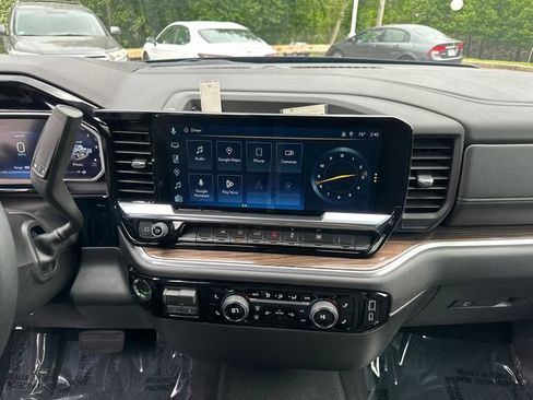 Used 2026 Chevrolet Silverado 1500 LT AWD/4WD image 23