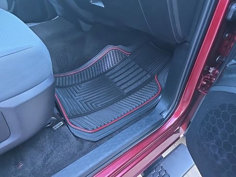 Used 2018 RAM 2500 Tradesman w/ Chrome Appearance Group image 73