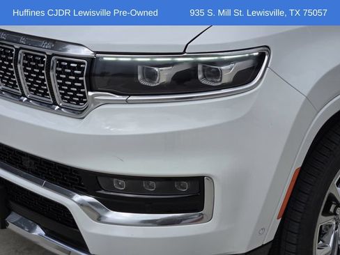Used 2023 Jeep Grand Wagoneer L Series II w/ Premium Group II AWD/4WD image 10
