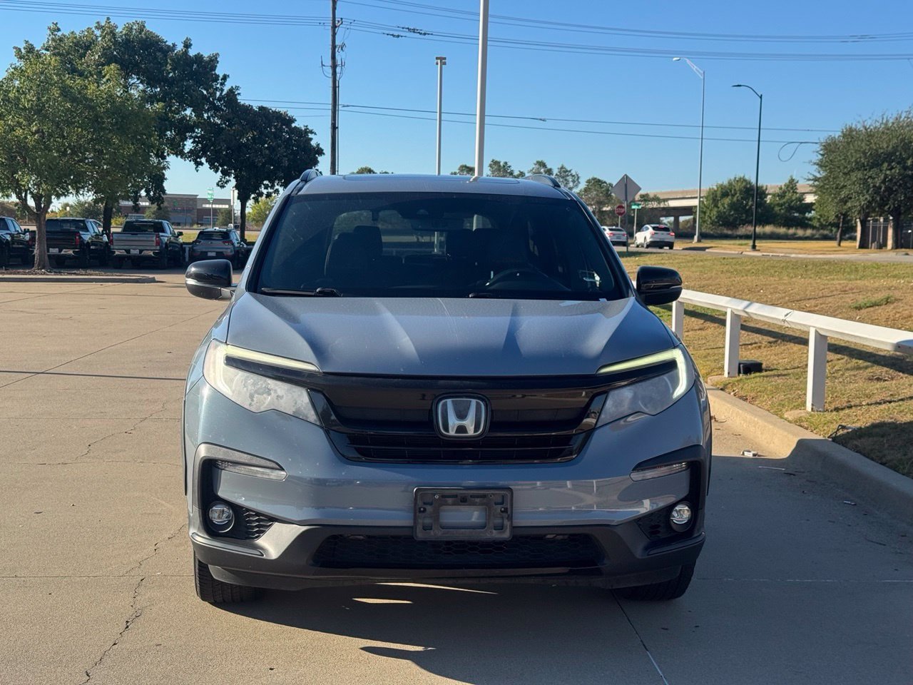 Used 2022 Honda Pilot TrailSport image 2