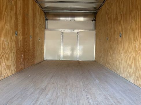 Used 2024 Ford E-350 and Econoline 350 Super Duty w/ Power Windows & Locks Group image 6