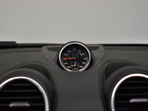Used 2018 Porsche 718 Boxster GTS image 20