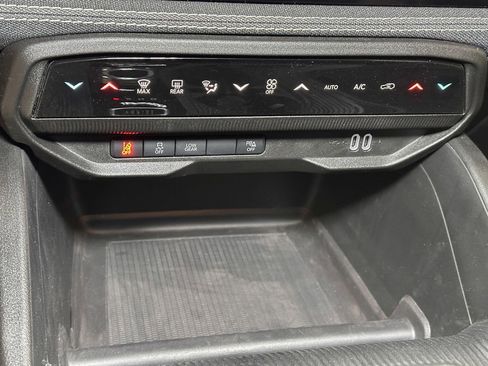 New 2026 Jeep Cherokee Laredo image 27