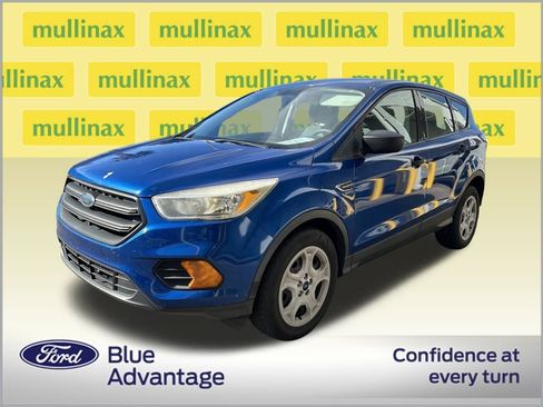 Used 2017 Ford Escape S image 2