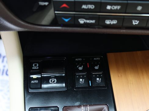 Used 2017 Lexus RX 350 AWD w/ Premium Package image 37