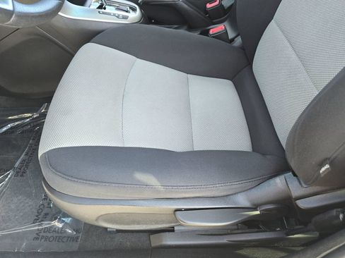 Used 2014 Chevrolet Cruze LS FWD image 28