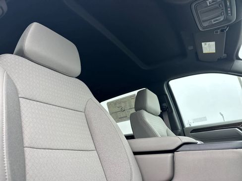 New 2026 GMC Sierra 1500 SLE w/ LPO, Black Badging Package image 15
