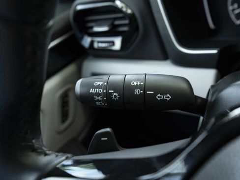 Used 2024 Honda Pilot EX-L image 23