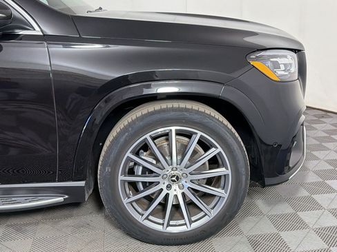 New 2026 Mercedes-Benz GLS 580 4MATIC image 12