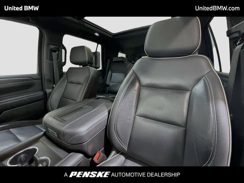 Used 2021 GMC Yukon SLT w/ SLT Premium Package RWD image 5