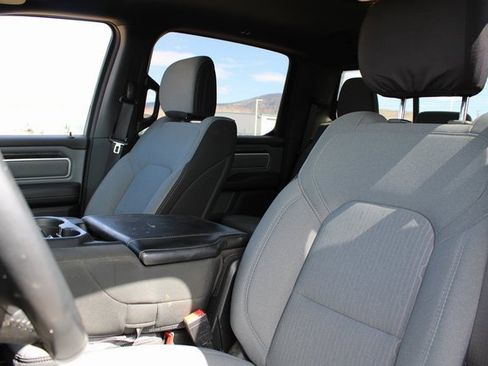 Used 2021 RAM 1500 Big Horn image 16