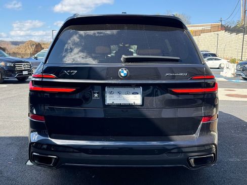 Used 2025 BMW X7 xDrive40i w/ M Sport Package AWD/4WD image 7