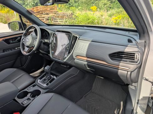 Used 2025 Subaru Forester Sport AWD/4WD image 40
