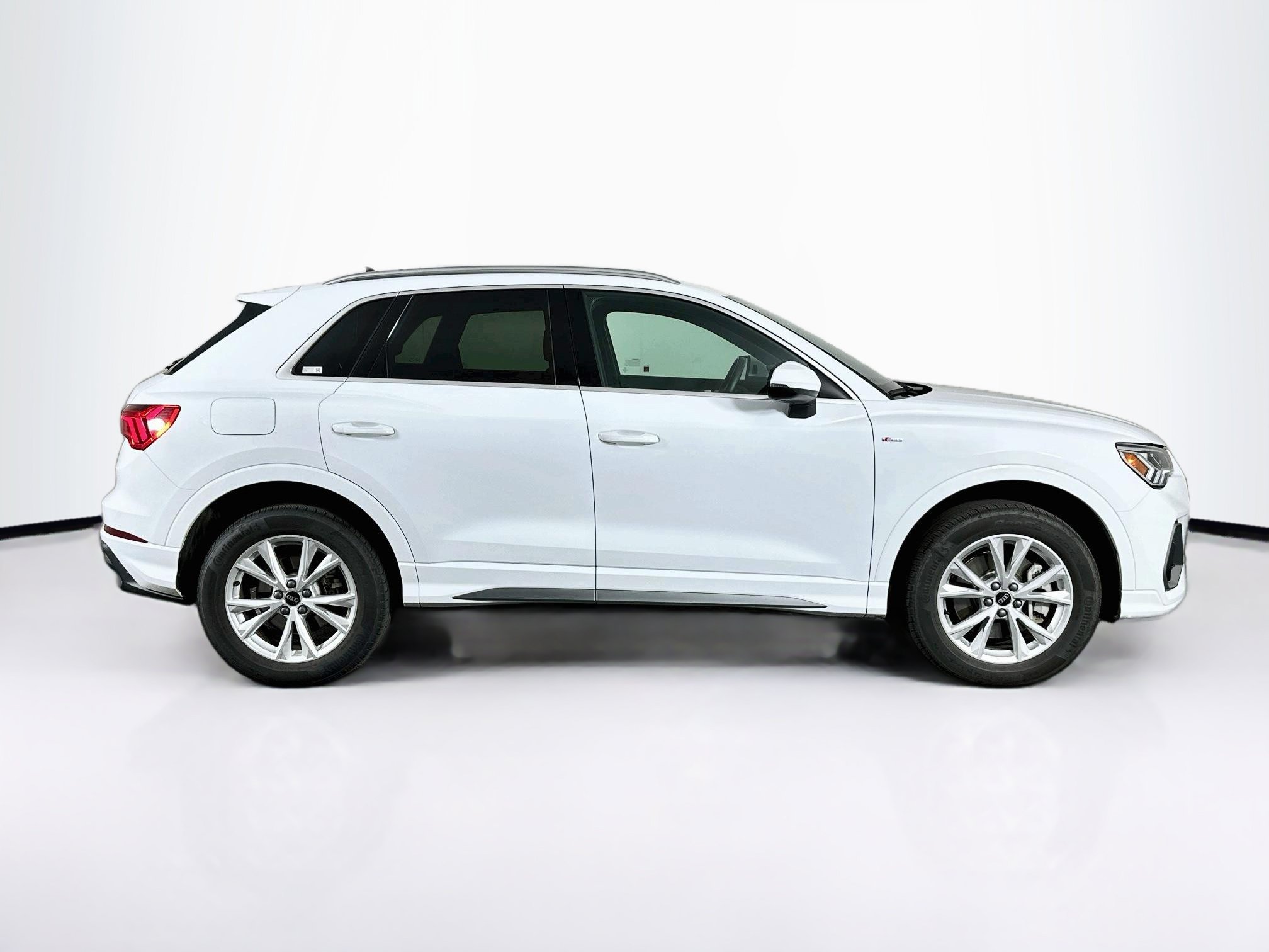 Used 2025 Audi Q3 2.0T Premium AWD/4WD image 10