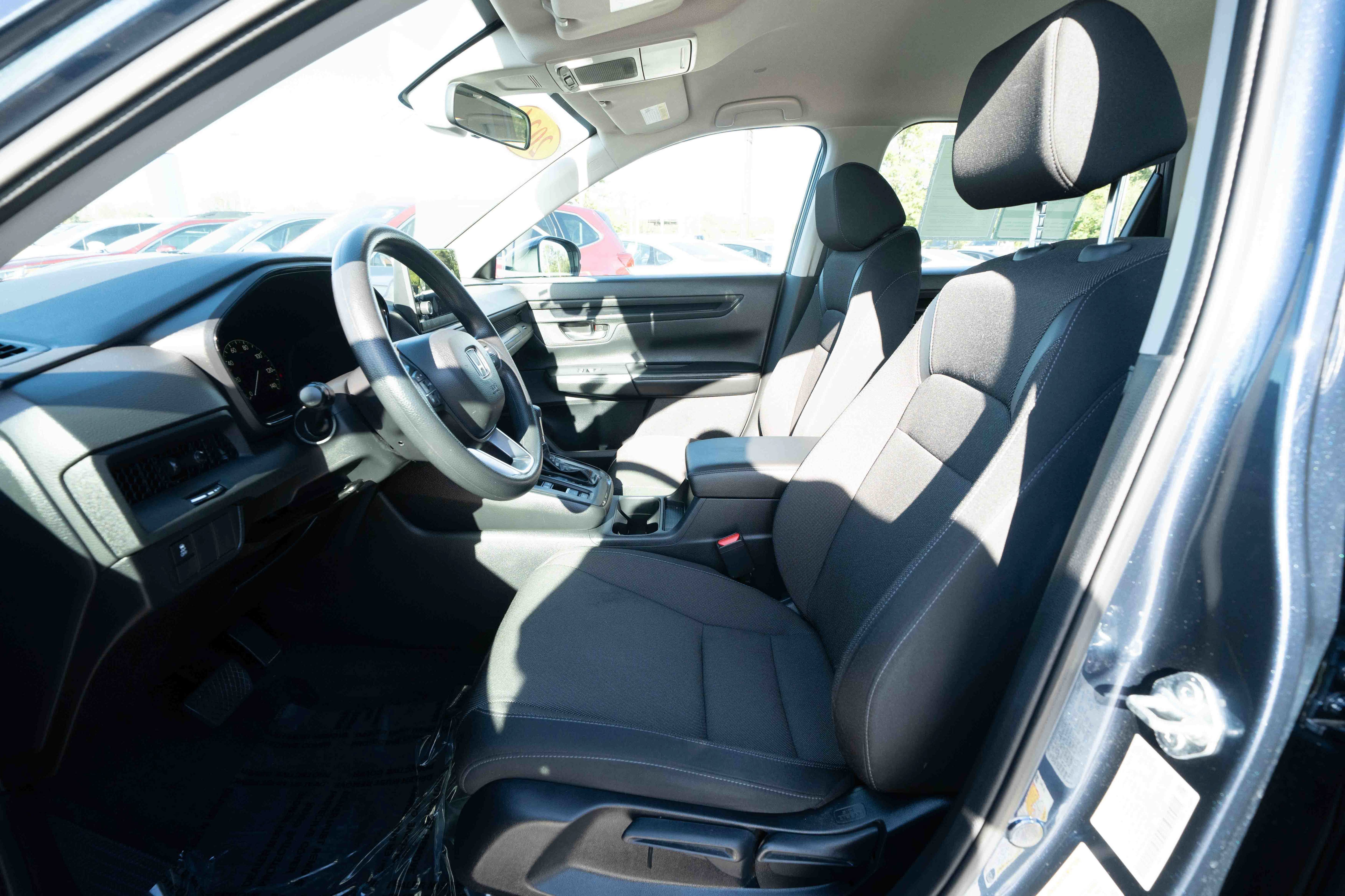 Used 2024 Honda CR-V LX image 9
