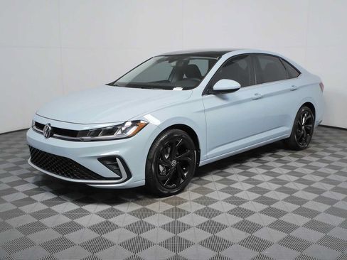 New 2026 Volkswagen Jetta SE FWD image 23