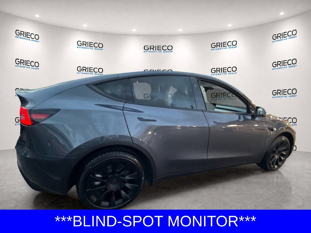 Used 2023 Tesla Model Y AWD image 7
