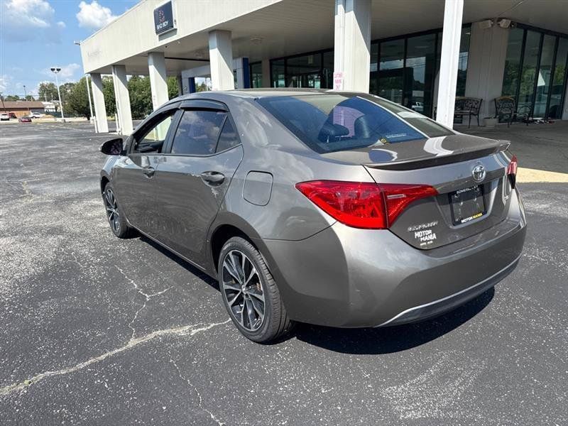 Used 2017 Toyota Corolla SE w/ Carpet Mat Package (TMS) FWD image 8