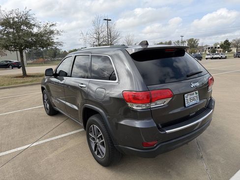 Used 2018 Jeep Grand Cherokee Limited image 8