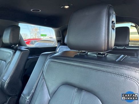 Used 2019 Ford Expedition Limited w/ Equipment Group 302A image 7
