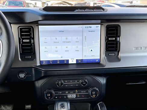 Certified 2021 Ford Bronco Outer Banks image 6