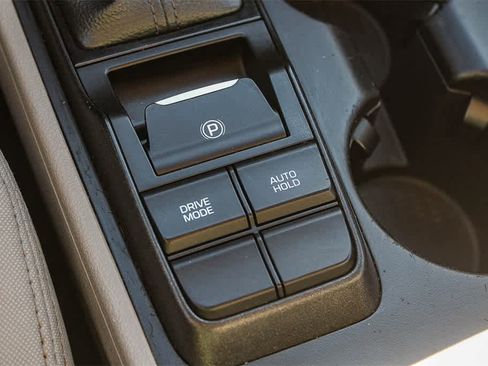 Used 2019 Hyundai Tucson SE image 34