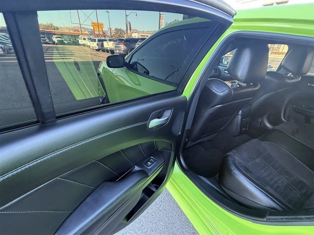 Used 2023 Dodge Charger R/T w/ Daytona Edition Group RWD image 30