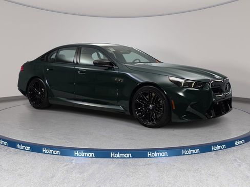 New 2026 BMW M5 AWD/4WD image 3