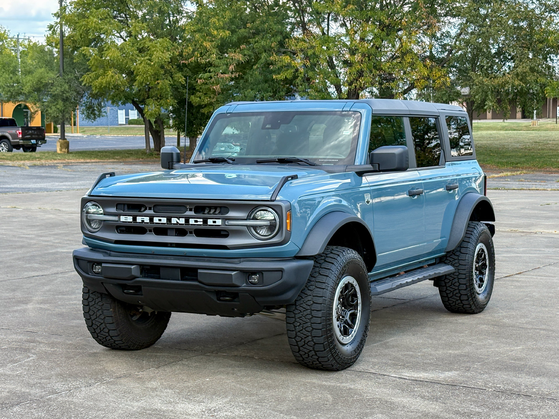 Used 2022 Ford Bronco Big Bend w/ Sasquatch Package AWD/4WD image 5