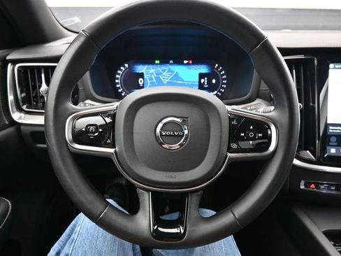 Used 2024 Volvo S60 B5 Ultimate image 24
