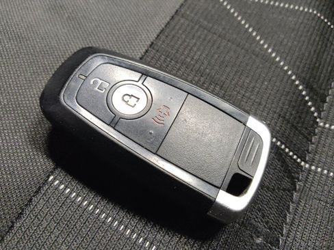Used 2020 Ford EcoSport SE FWD image 32